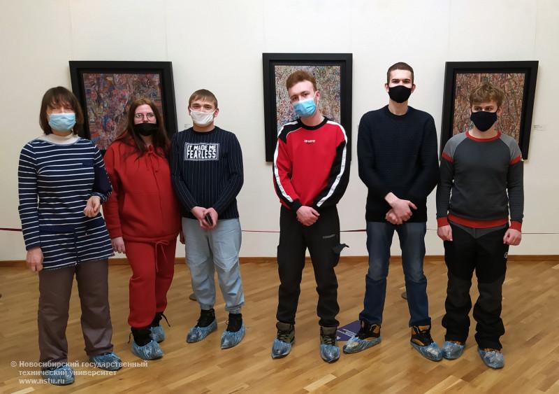  Коллективная экскурсия на выставку «Павел Филонов и его ученики»