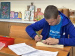 Работа площадки «Резьба по дереву» XI Регионального чемпионата «Абилимпикс» Новосибирской области